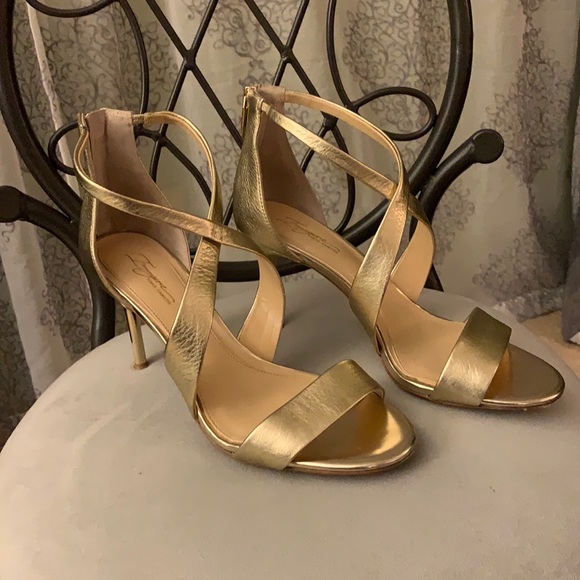 Vince Camino Soft Gold Shoes - Size 9 - Picture 1 of 7